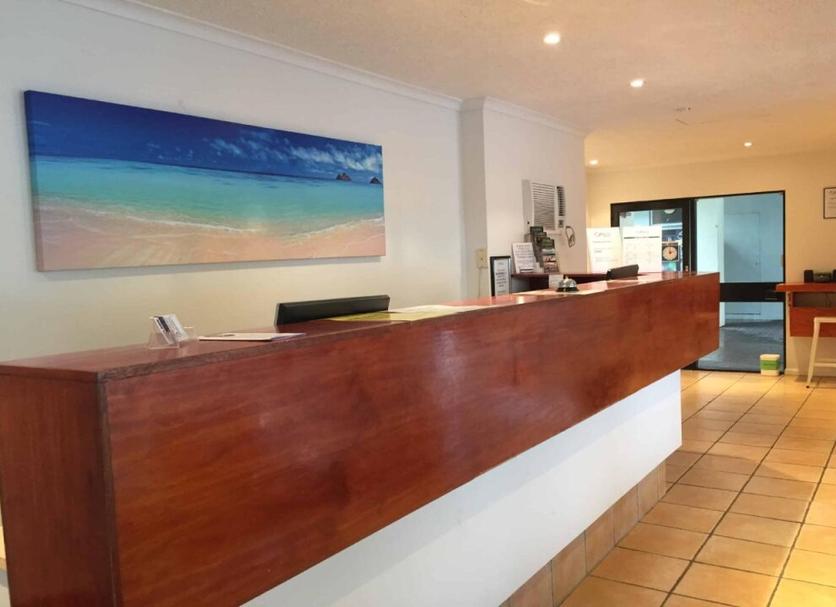 Front desk Photo
