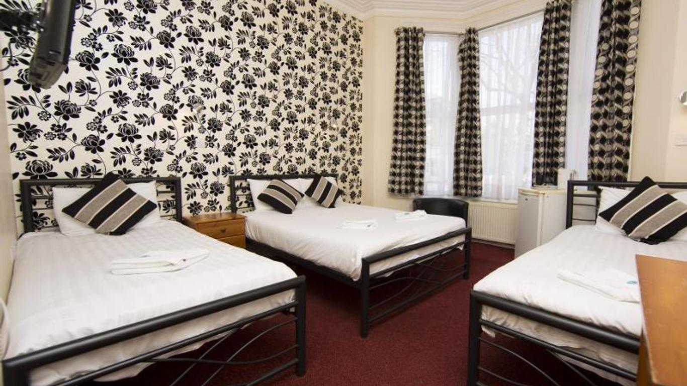 Royal London Hotel By Saba