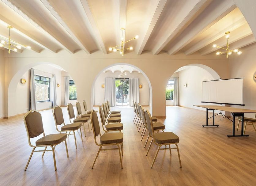 Conference room Photo