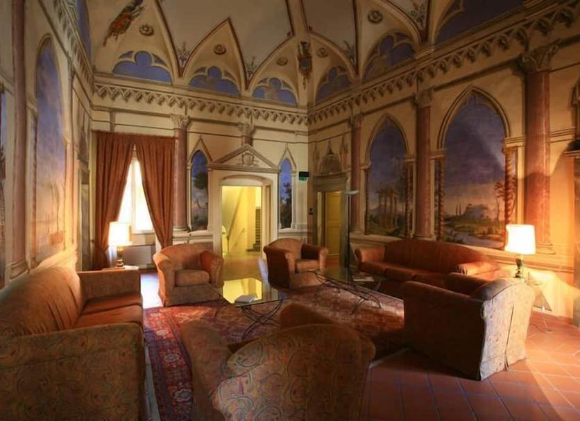 Lounge Photo