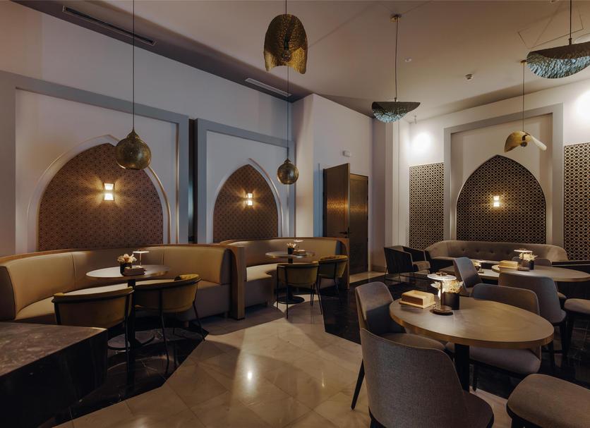 Restaurant Photo