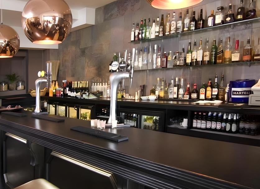 Bar Photo