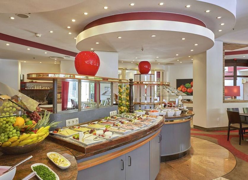 Buffet Photo