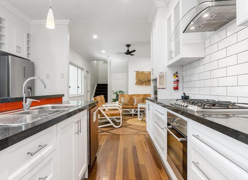 Kitchen Photo