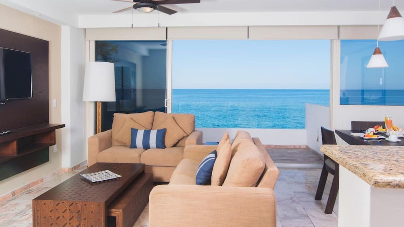 Costa Sur Resort & Spa