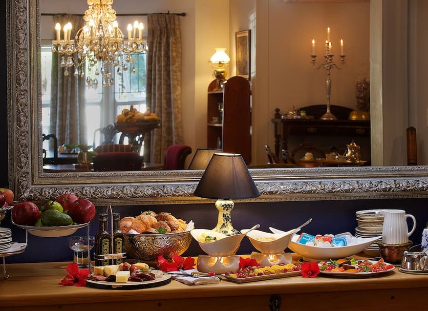 Buffet Photo