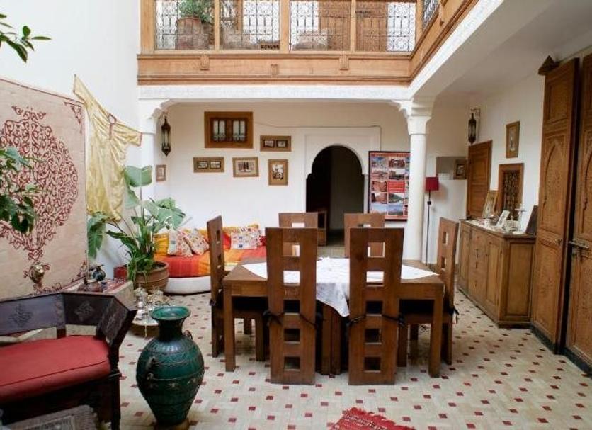 Dining room Photo