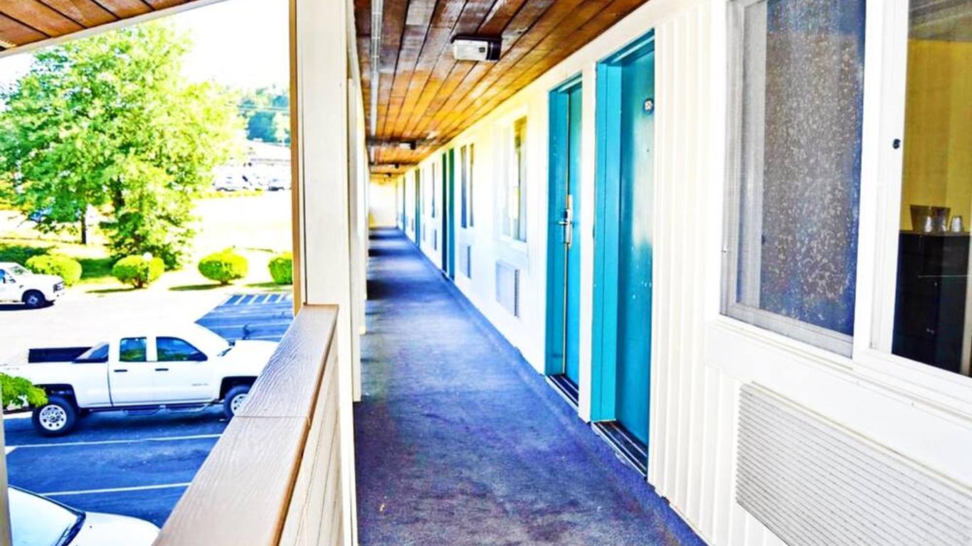 Flagship Inn And Suites
