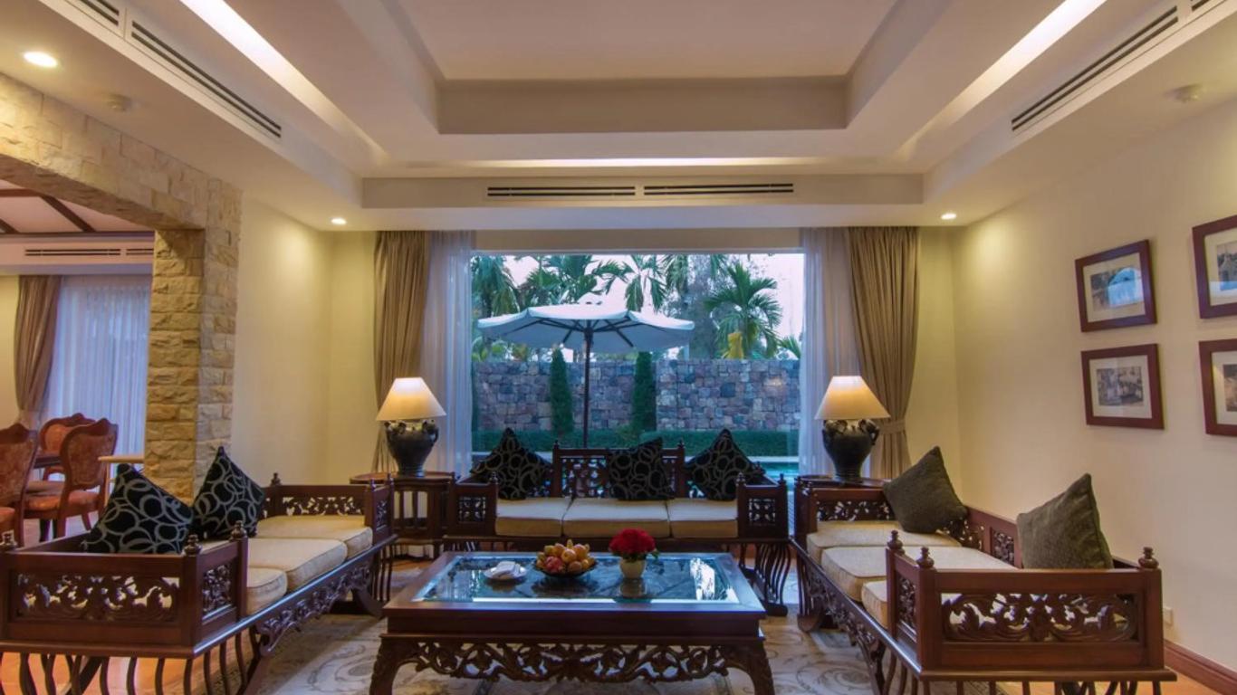 Angkor Palace Resort & Spa