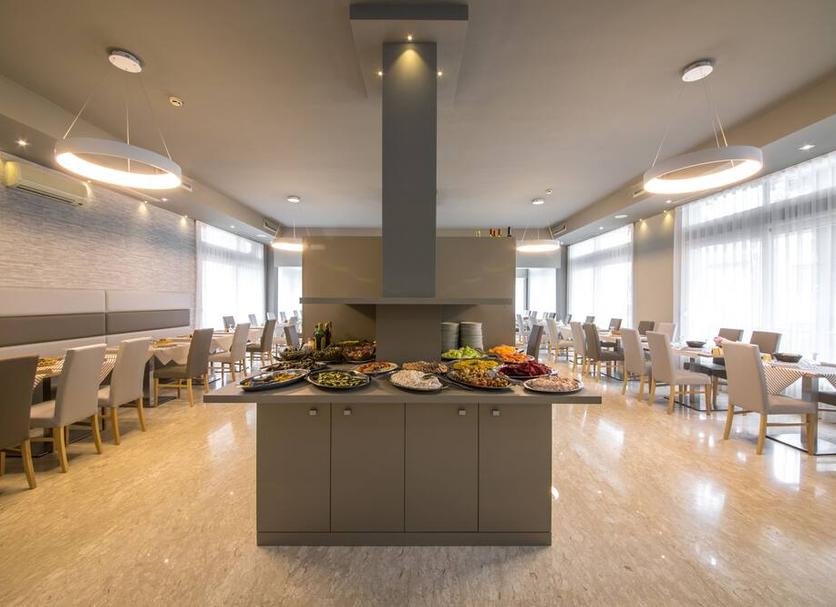 Buffet Photo