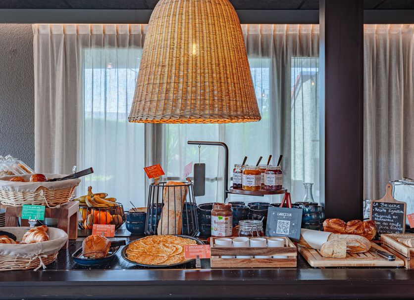 Dining room Photo