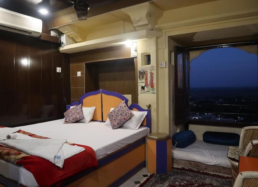 Bedroom Photo