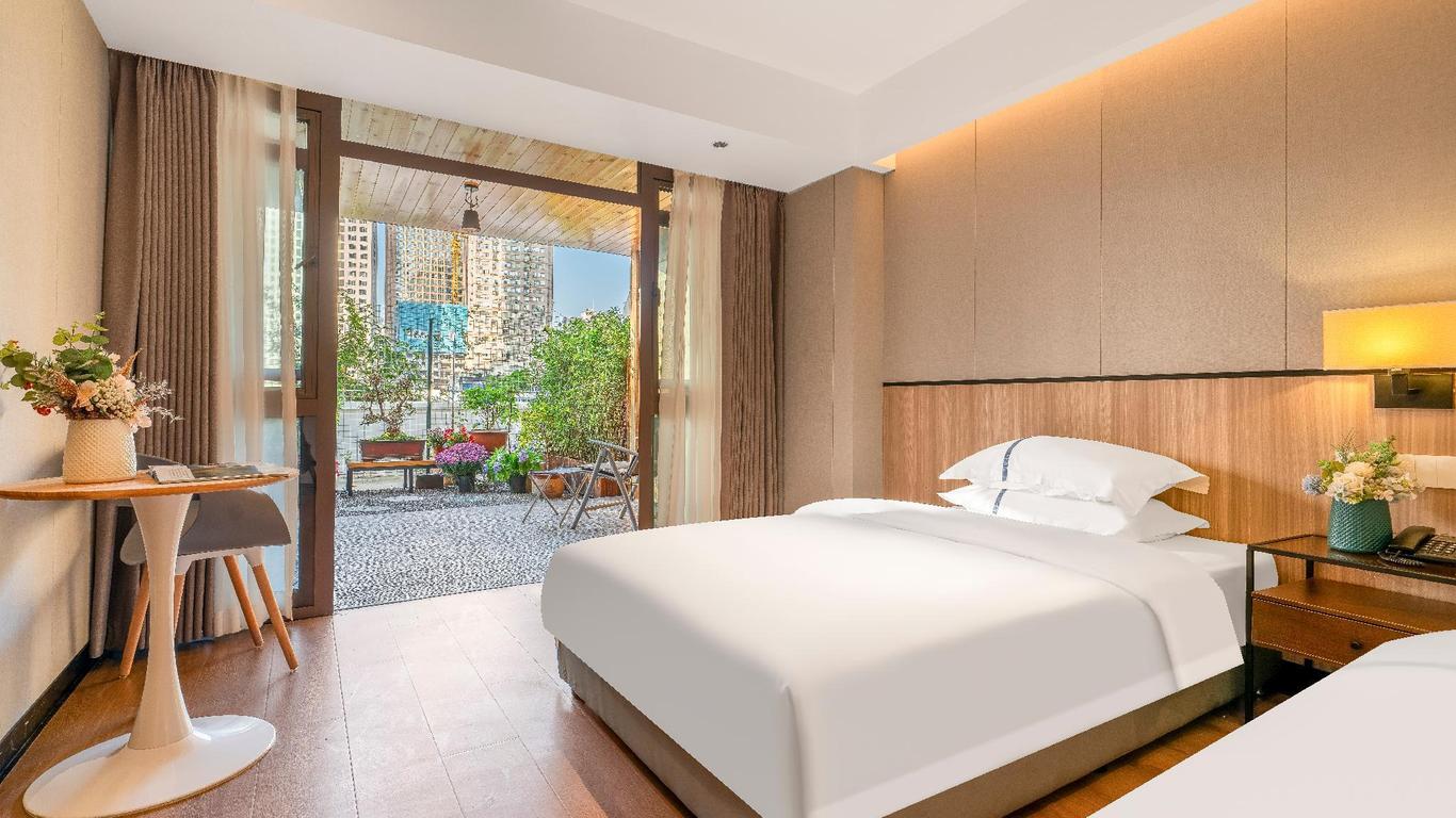 Chongqing Mingyuan Holiday Hotel