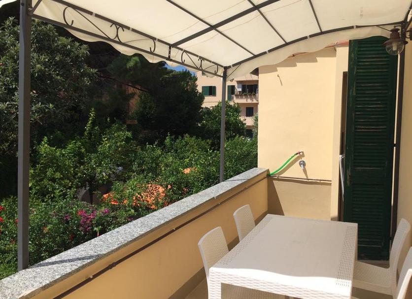 Balcony Photo