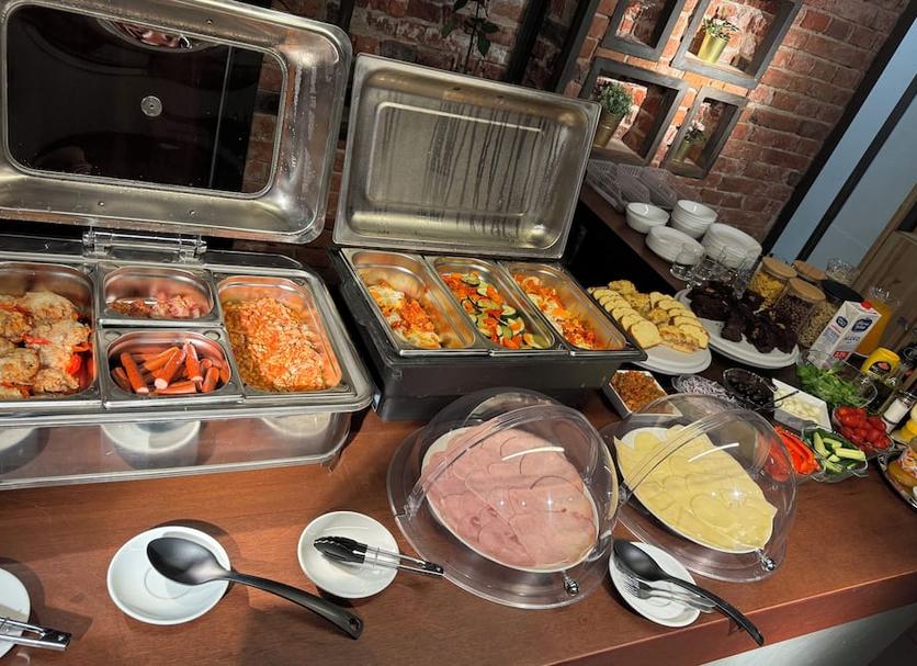 Buffet Photo