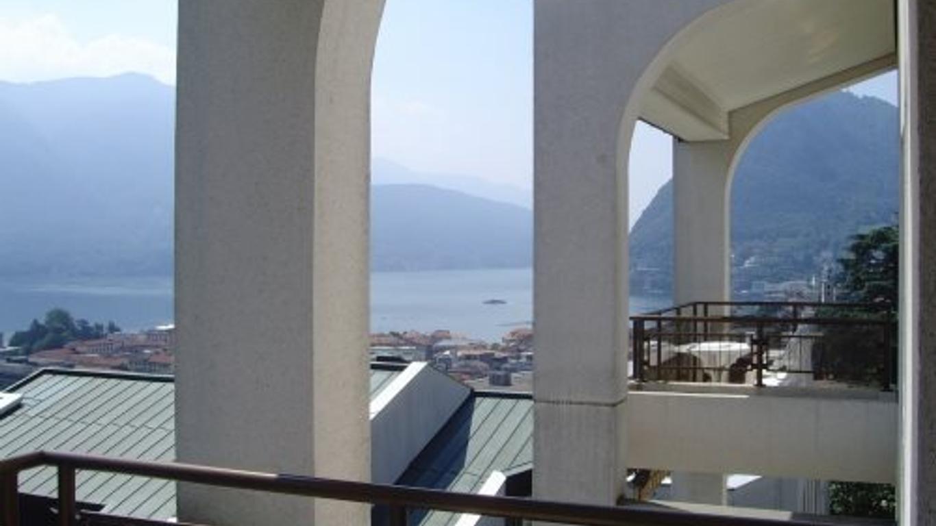 Maraini Resort
