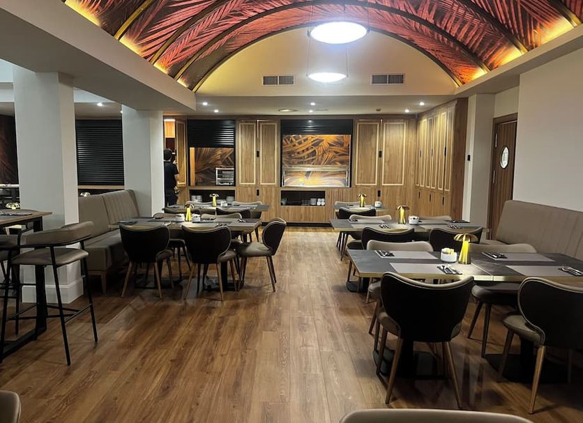 Restaurant Photo
