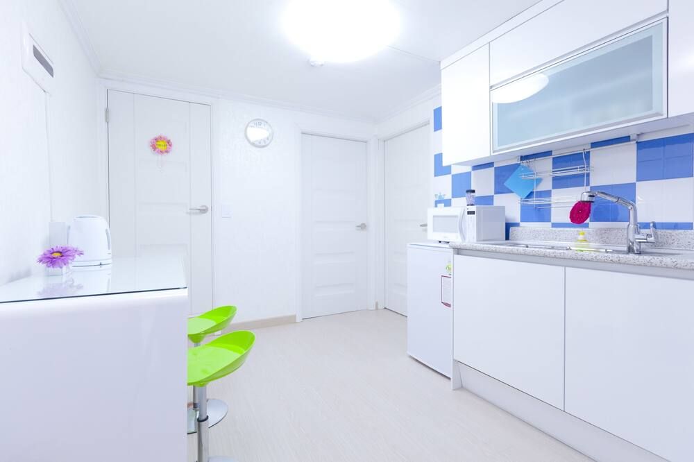 Laundry facility