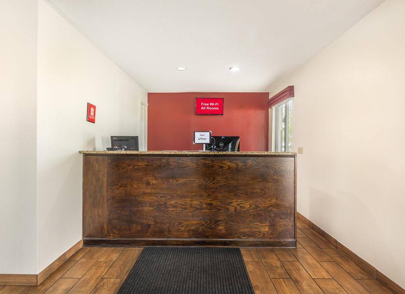 Front desk Photo