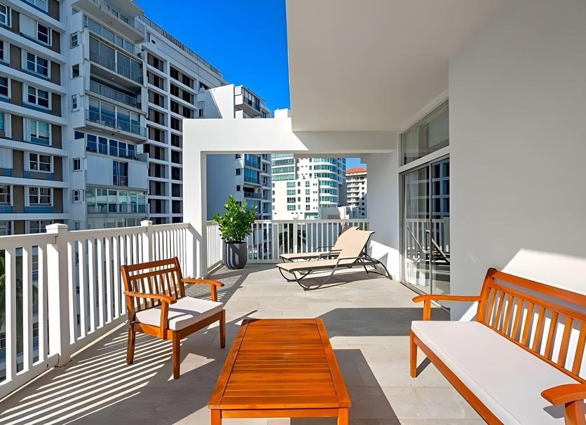 Balcony Photo