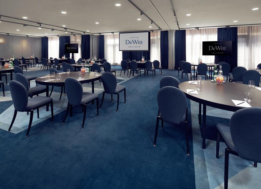 Conference room Photo