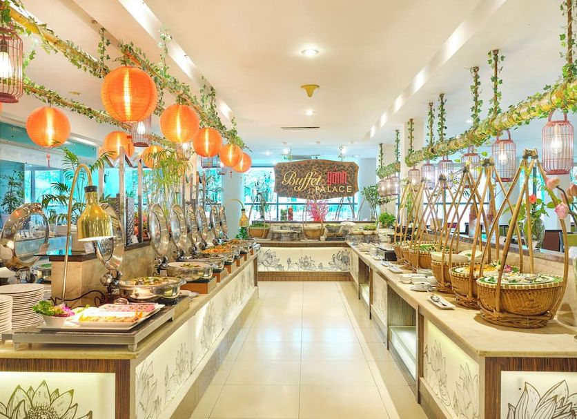 Buffet Photo