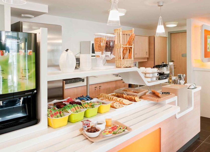 Buffet Photo