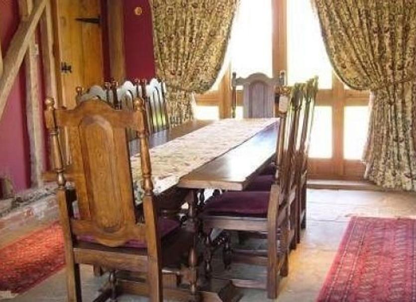 Dining room Photo