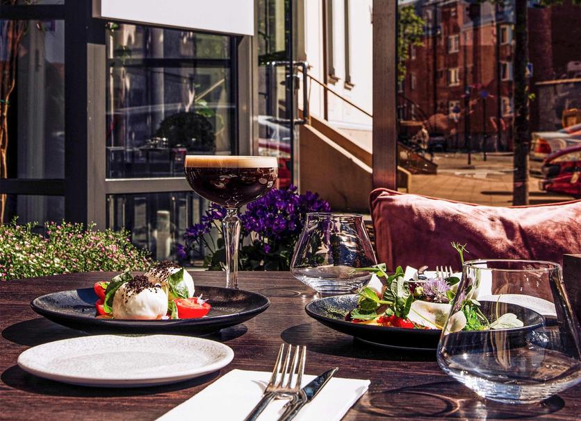 Restaurant Photo
