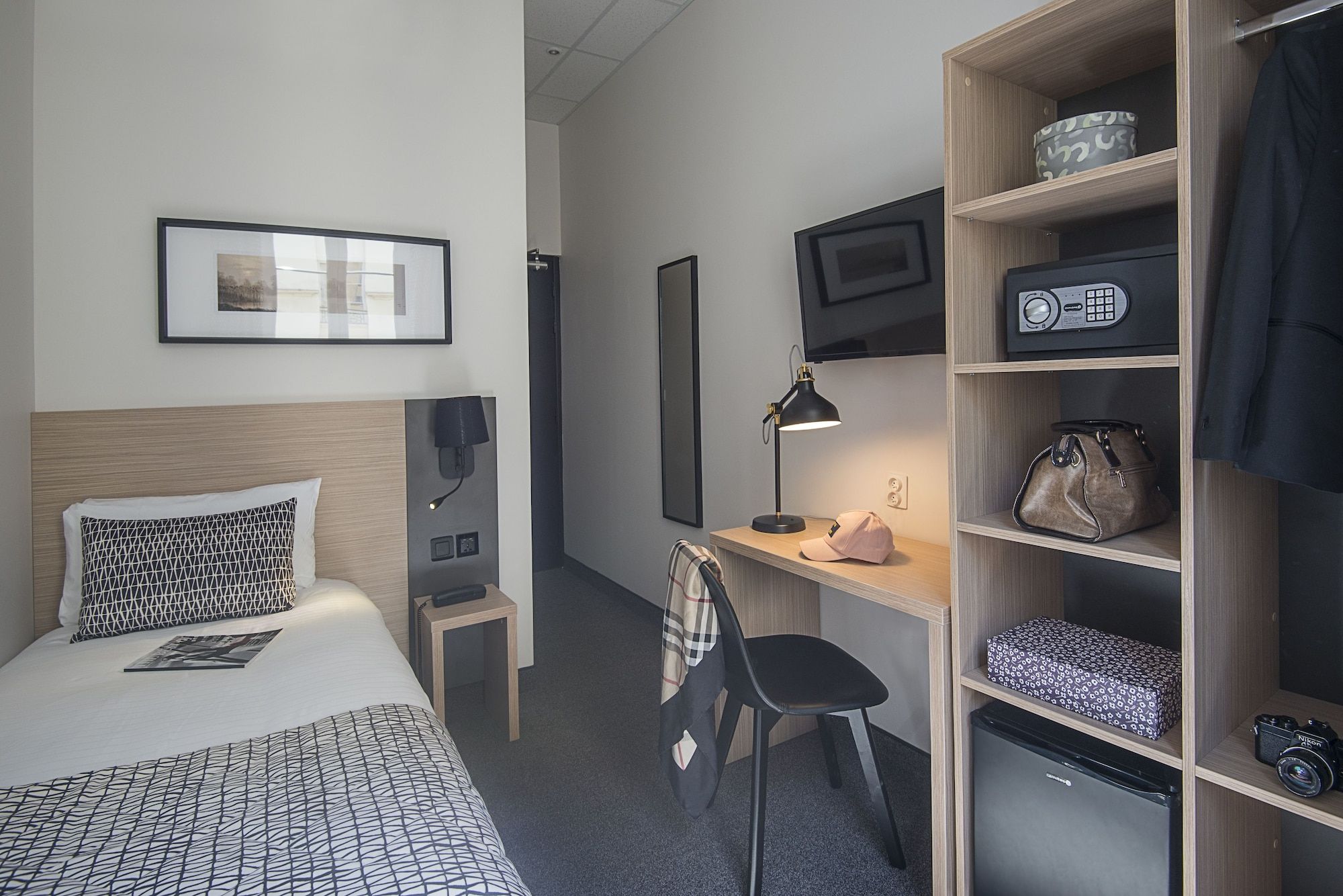 Room amenity