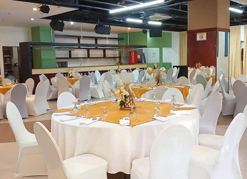 Banquet hall Photo