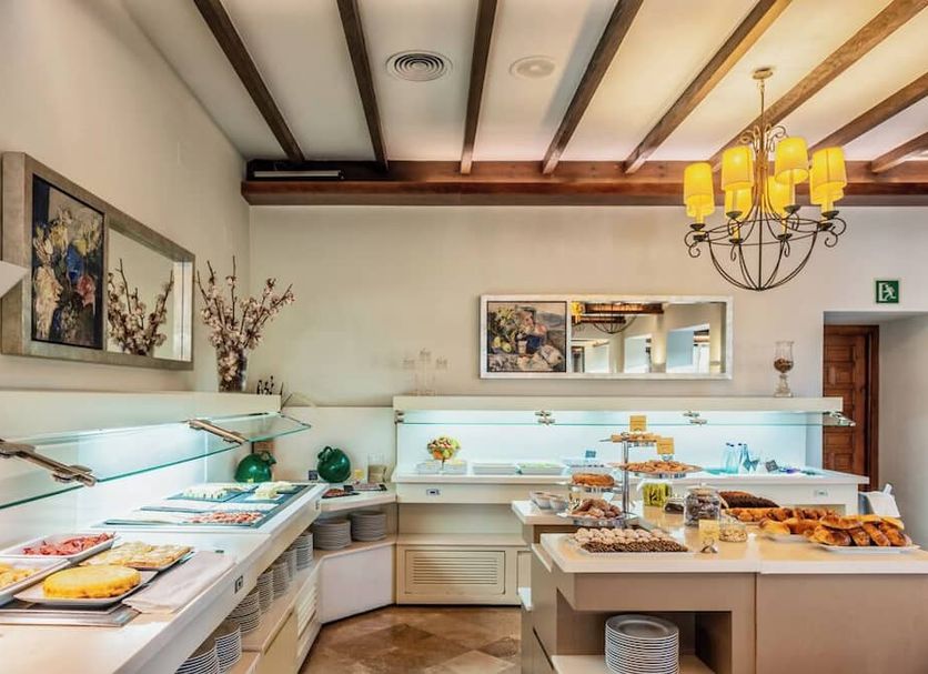 Buffet Photo