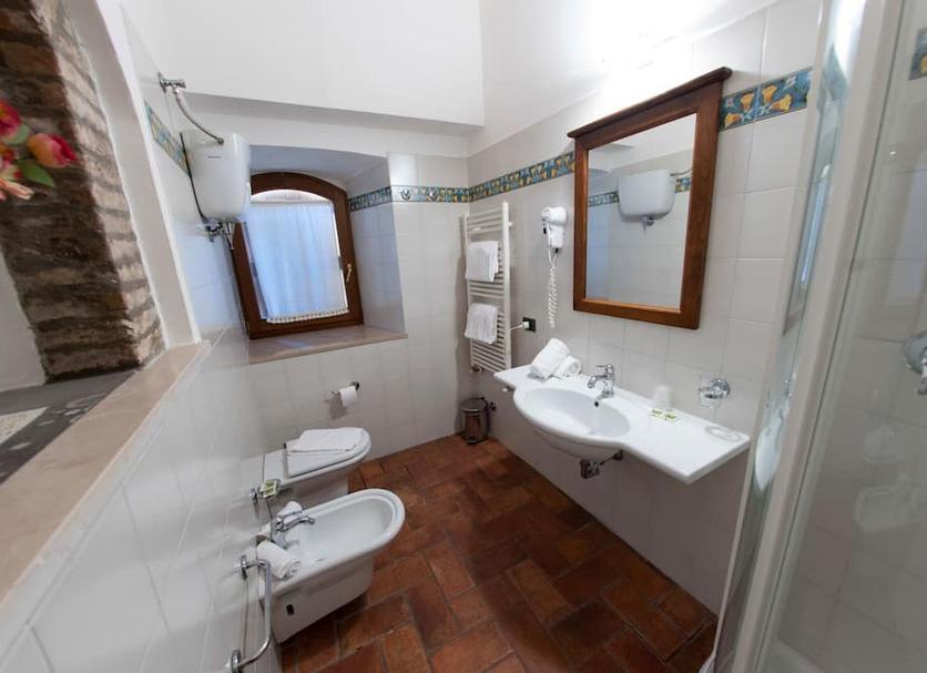 Bathroom Photo