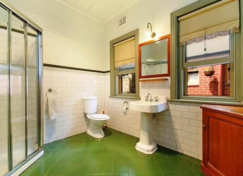 Bathroom Photo