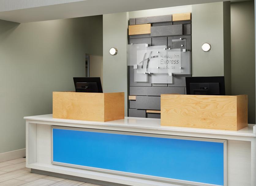 Front desk Photo