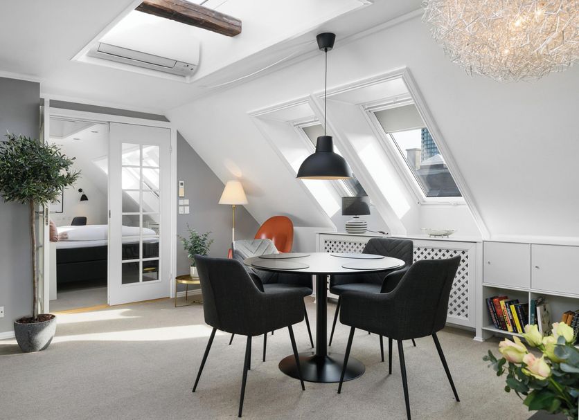 Dining room Photo