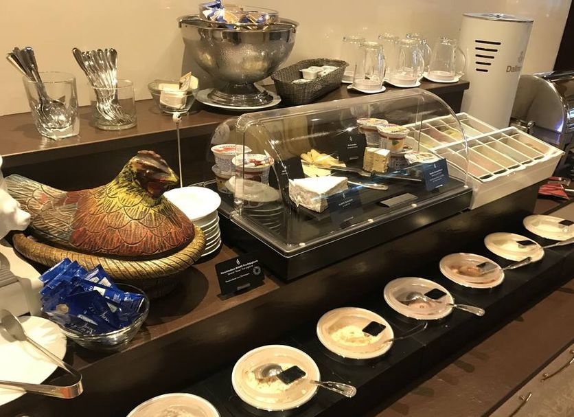 Buffet Photo