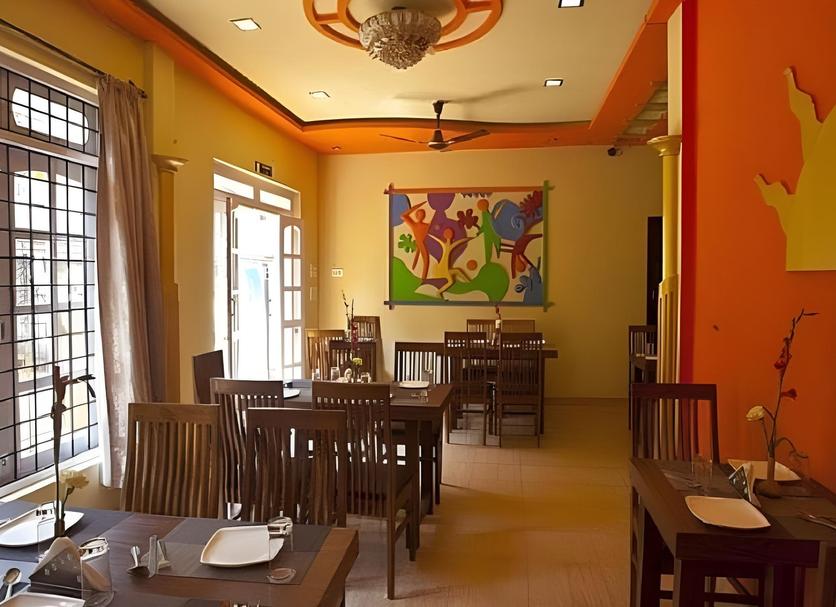 Restaurant Photo
