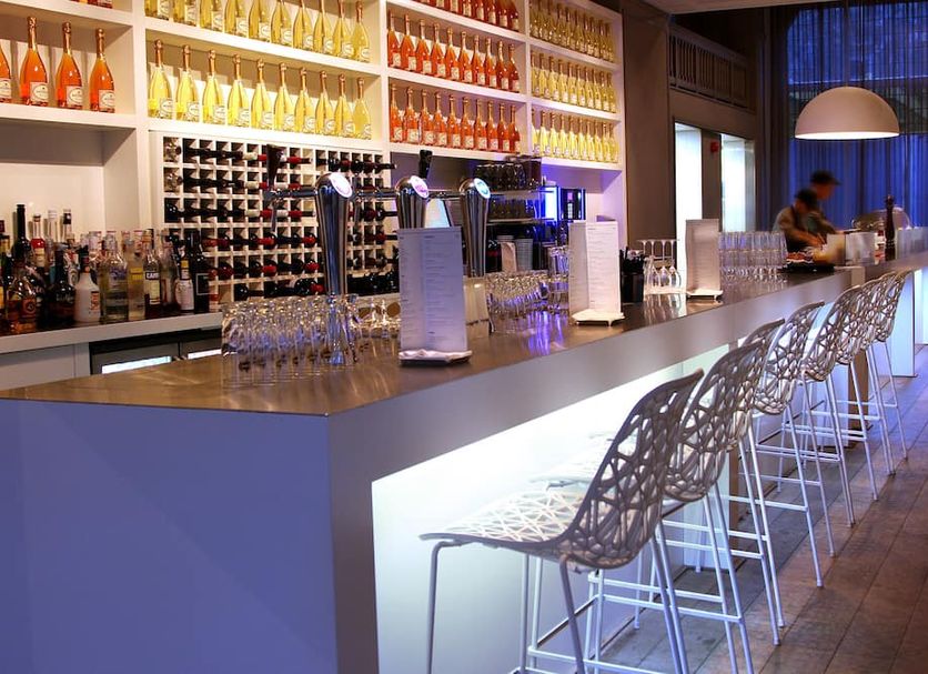 Bar Photo