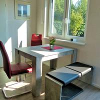 Sunny, single storey apartment, as good as new for 1 to 2 people