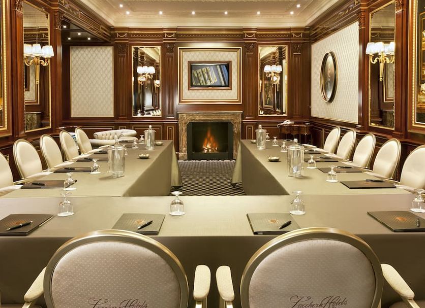 Conference room Photo