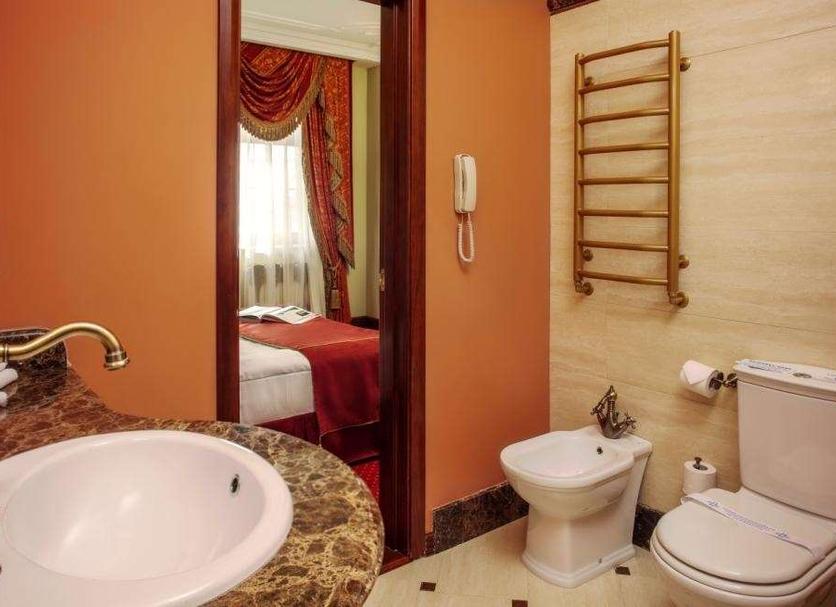 Bathroom Photo