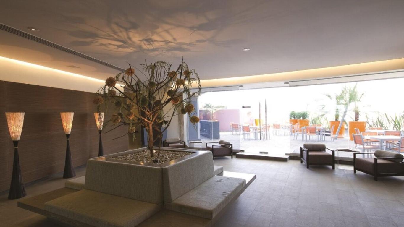 Plaza Suites México City 2403