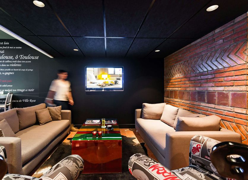 Lounge Photo