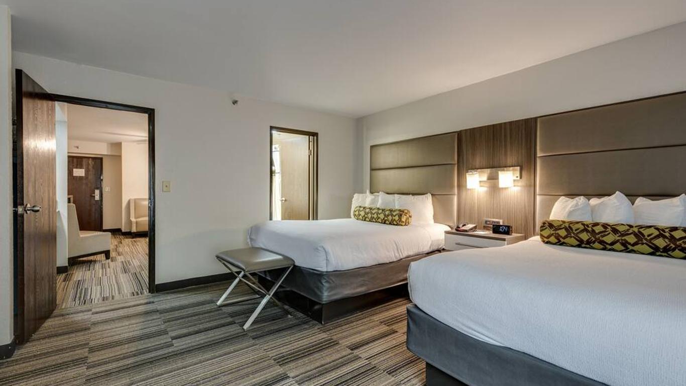 Alexis Inn and Suites Hotel