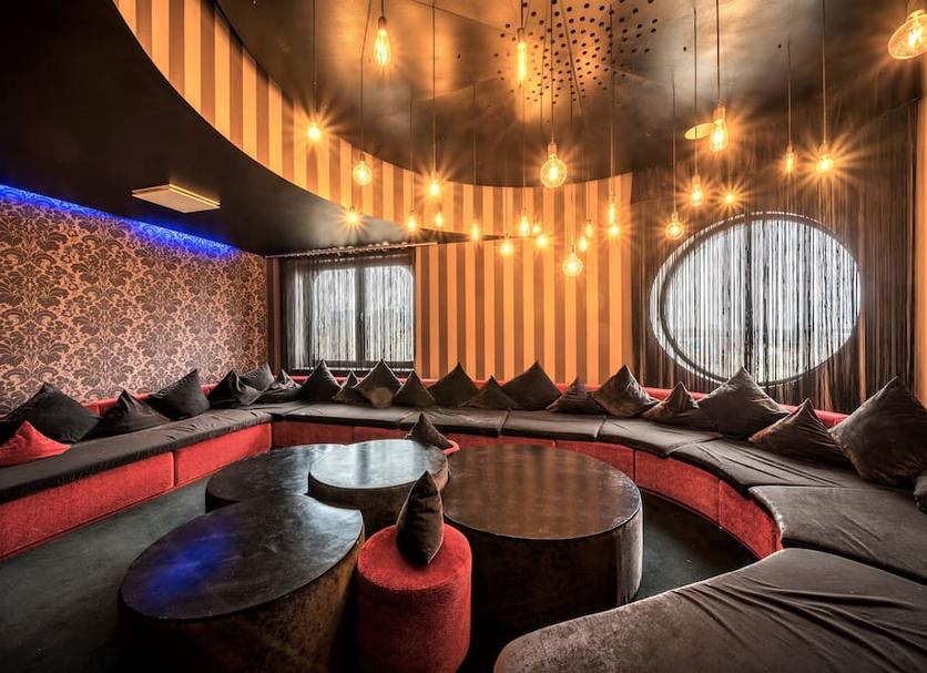 Lounge Photo