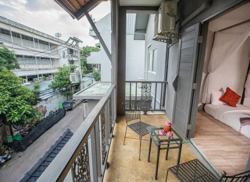 Balcony Photo