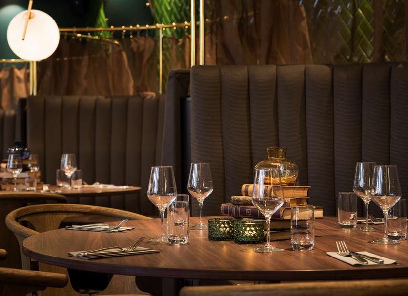 Restaurant Photo