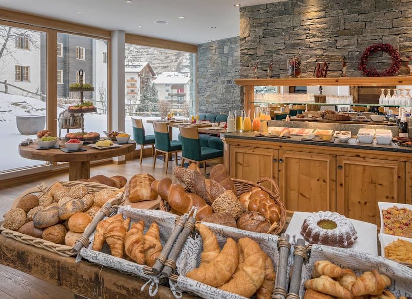 Buffet Photo