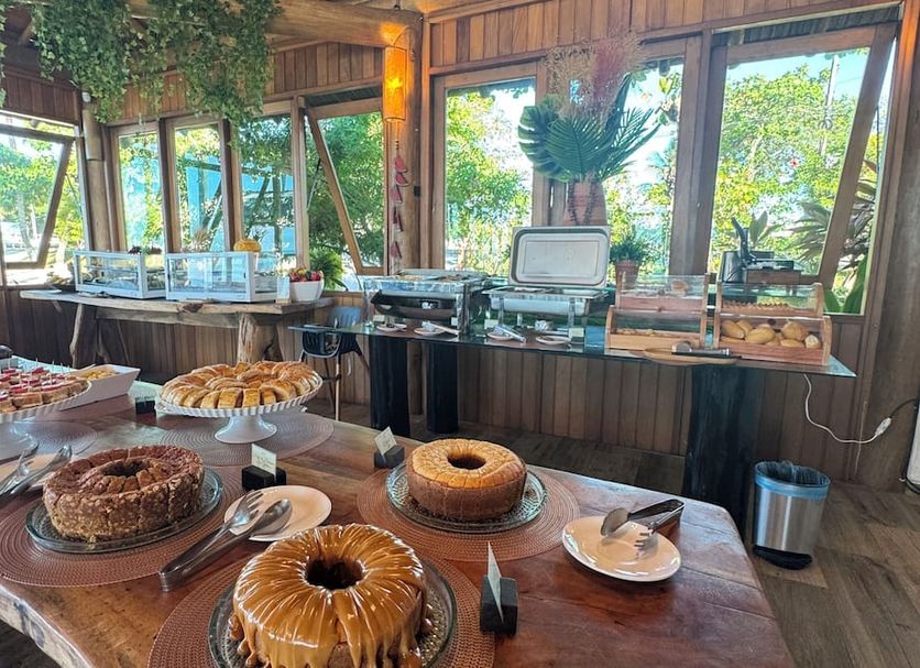 Buffet Photo